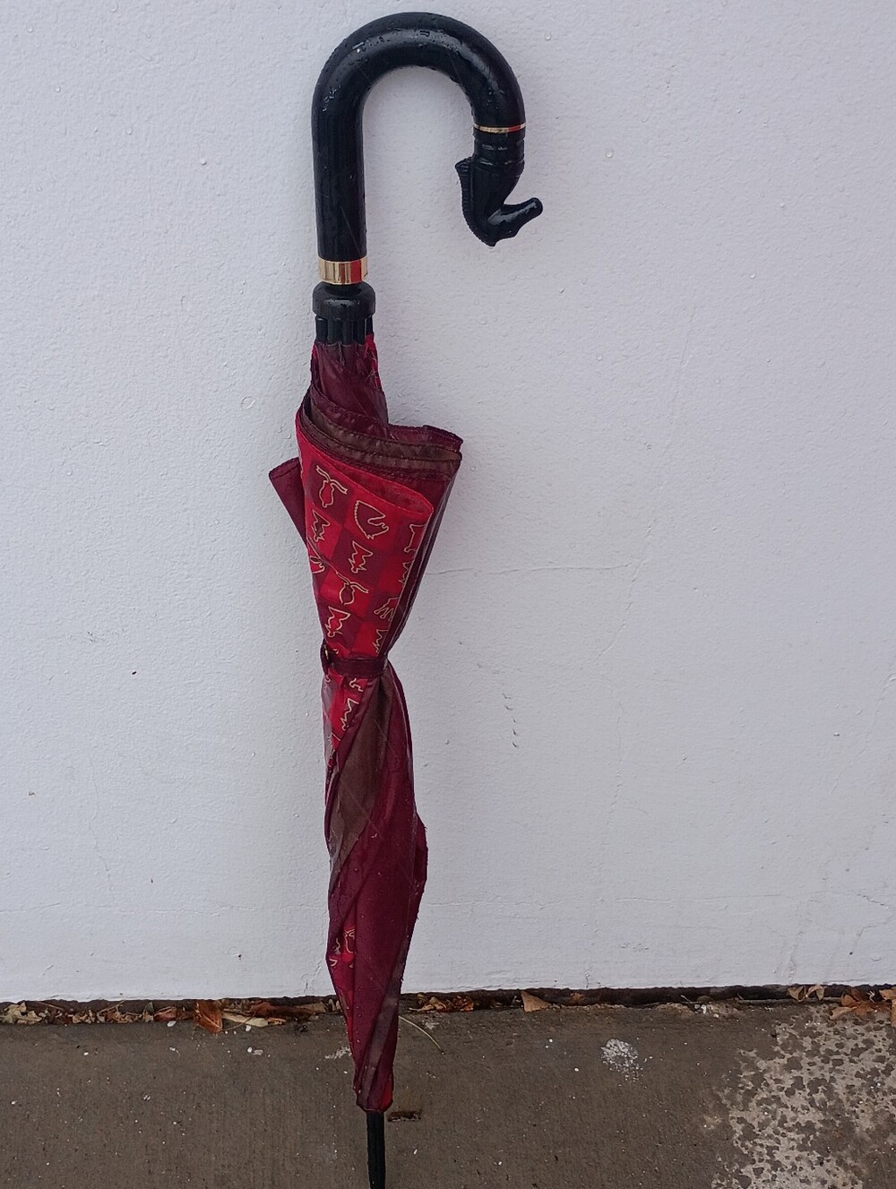 Vintage 80s Aramis Chess Knight Umbrella: A Retro Noir Rainy Day Companion